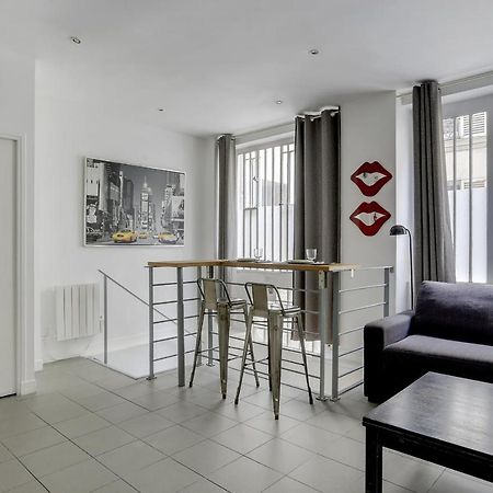 170 Suite Angouleme Large Duplex Style Apt With1 Bdr Paris Central Exterior photo