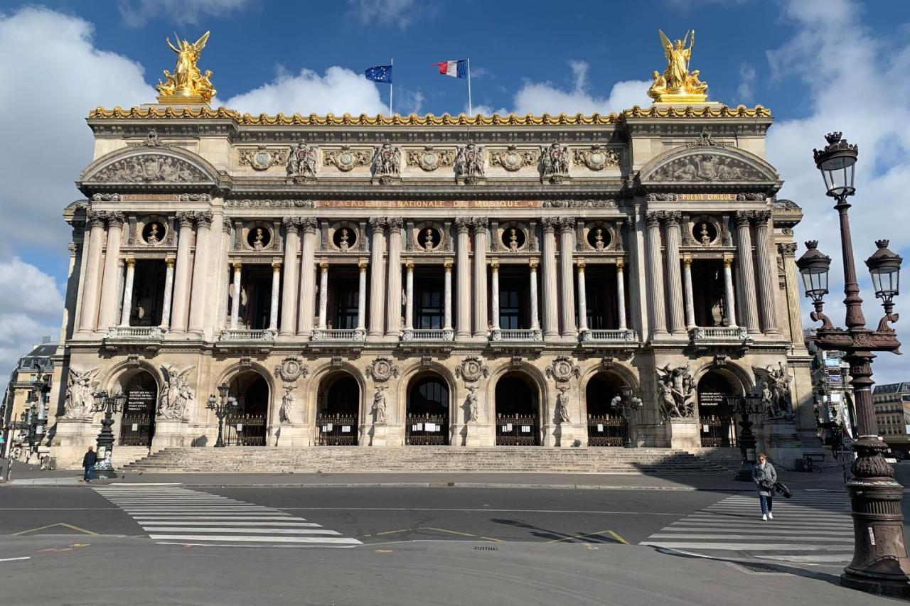 170 Suite Angouleme Large Duplex Style Apt With1 Bdr Paris Central Exterior photo
