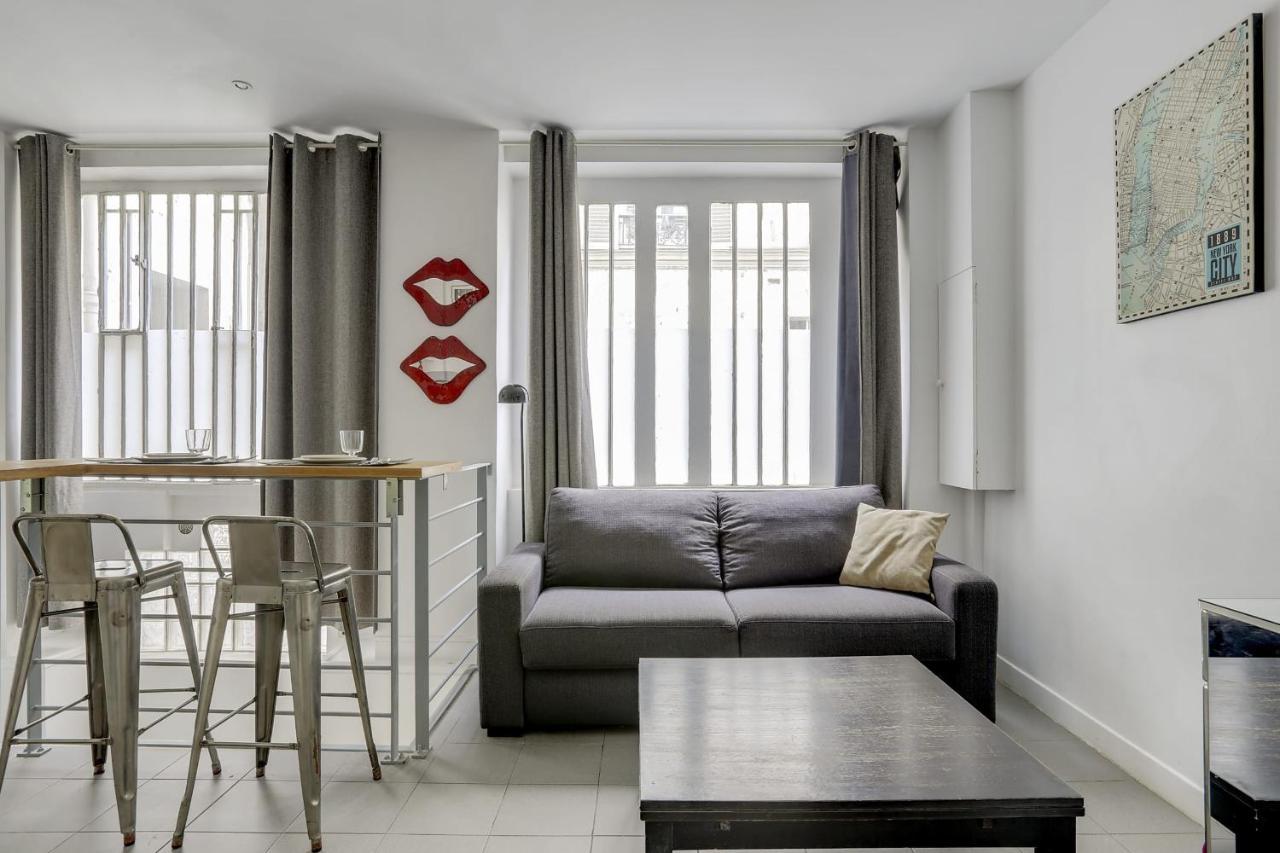 170 Suite Angouleme Large Duplex Style Apt With1 Bdr Paris Central Exterior photo